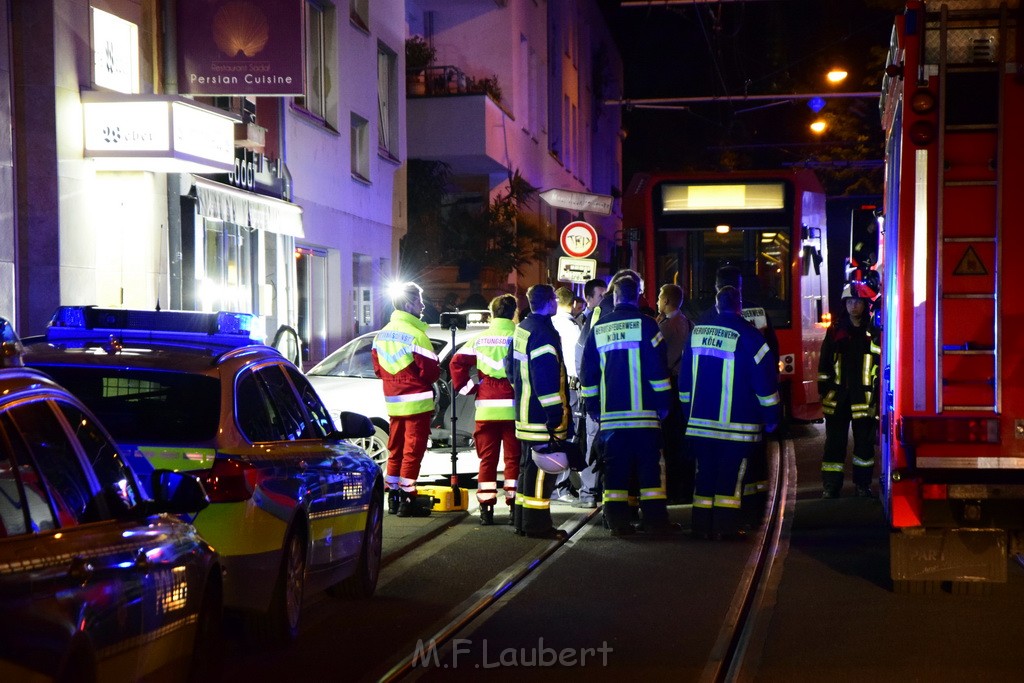 VU Pkw Strab PKlemm Koeln Altstadt Jahnstr P106.JPG - Miklos Laubert